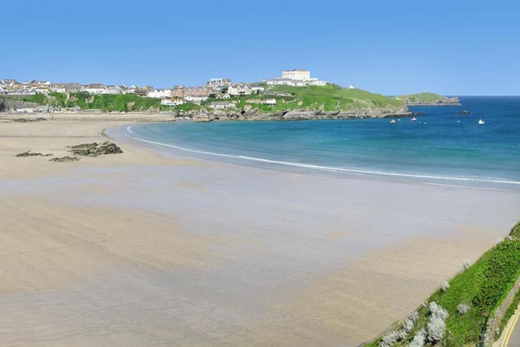 Edge14- Spacious, Stylish And Near The Beach! New Quay Kültér fotó